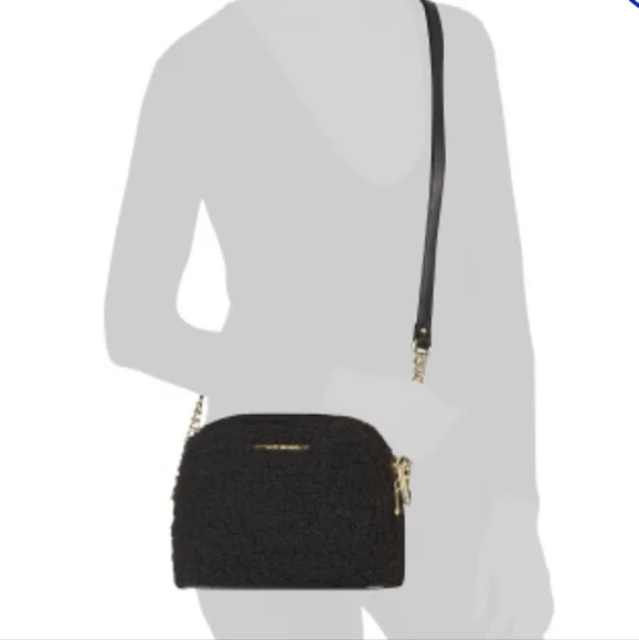 🎉SOLD👜 Steve Madden Faux Sherpa Crossbody - Picture 11 of 11
